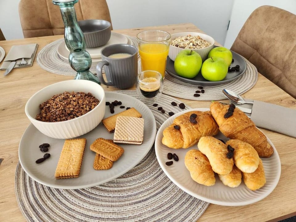 Breakfast