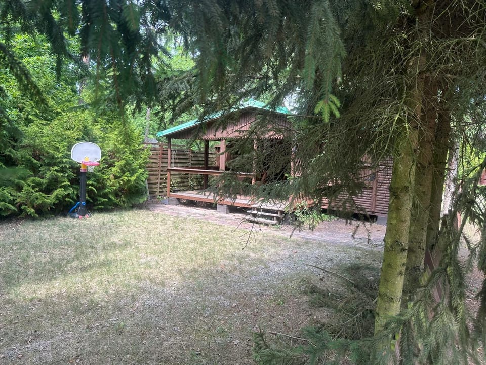 Domek domki na wynajem Przyjezierze nocleg blisko jeziora plaży dla rodzin z dziećmi House in Poland