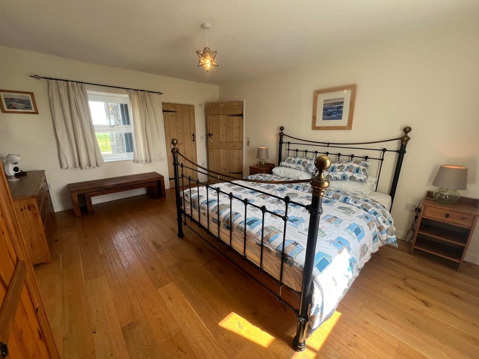 Bed, Bedroom, wardrobe