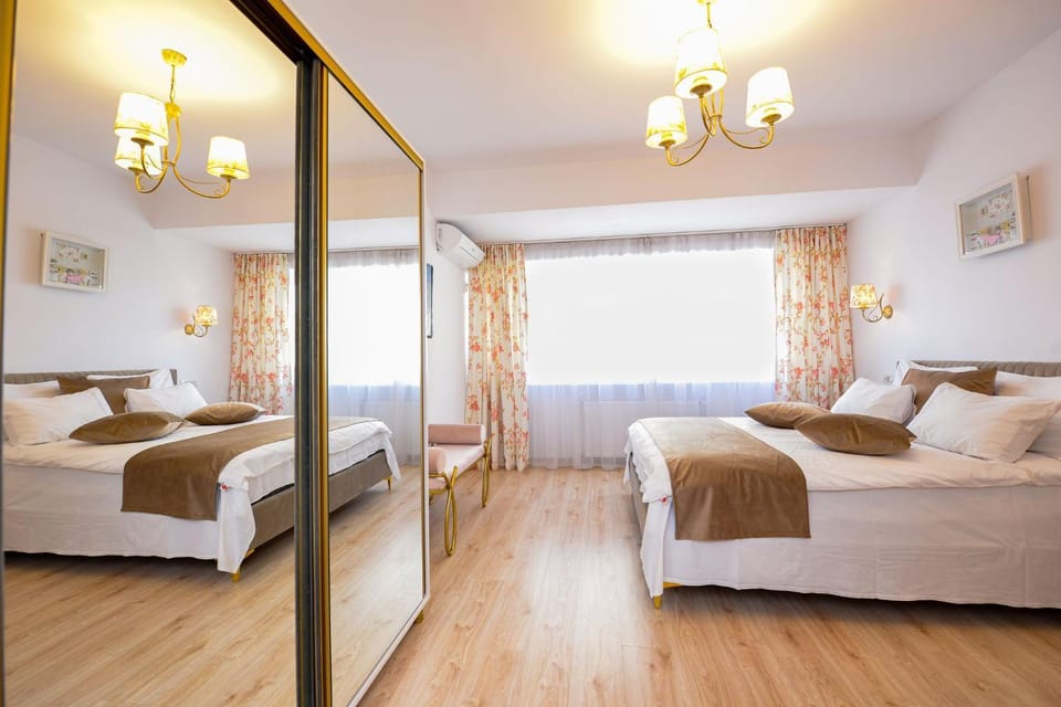 Bed, TV and multimedia, Photo of the whole room, City view, Street view, pet friendly, air conditioner