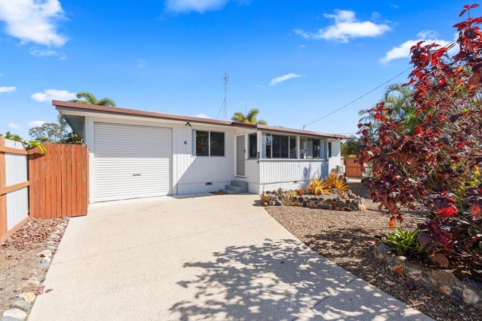 Property building, Day