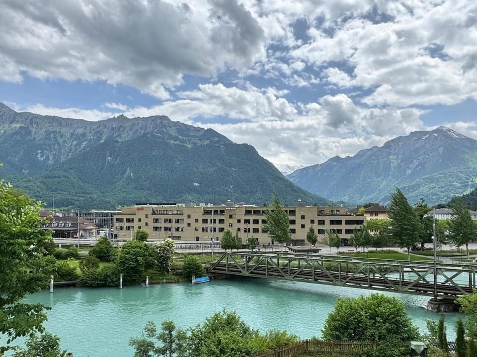 River 3 -Kissed Retreat with Iconic Jungfraujoch View Apartment in Interlaken