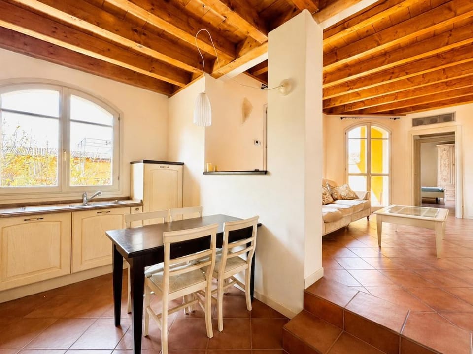 Apartment with 6 pools, tennis, games, and bar Apartment in Manerba del Garda