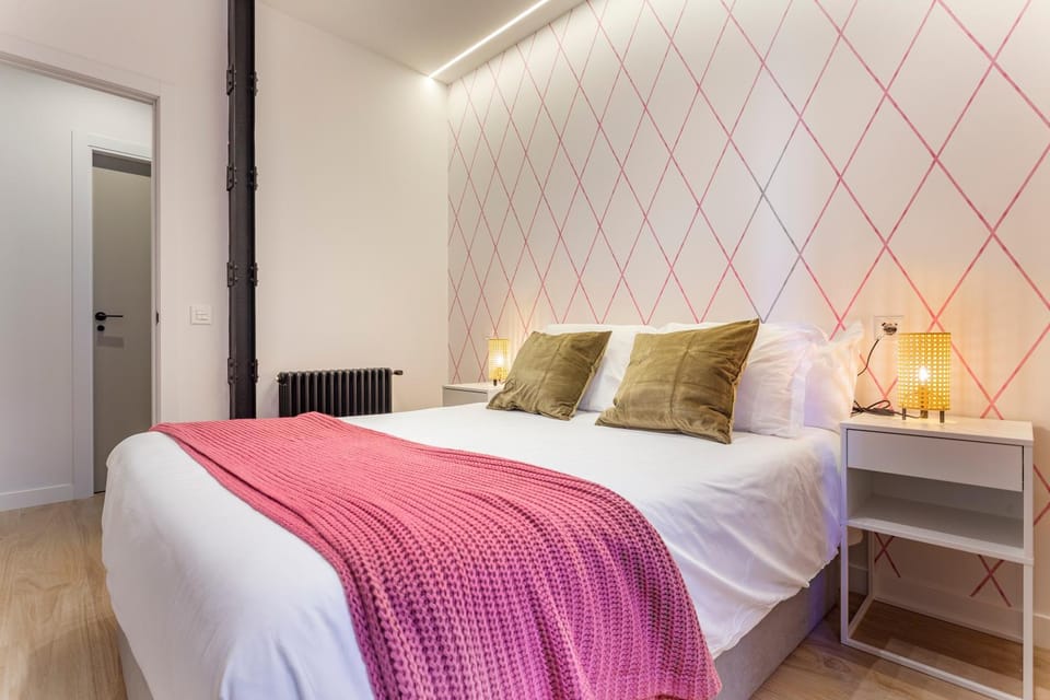 Bed, Bedroom