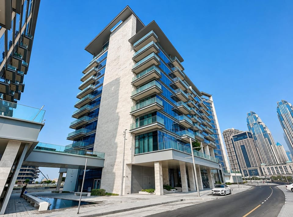 Property building, Day, City view