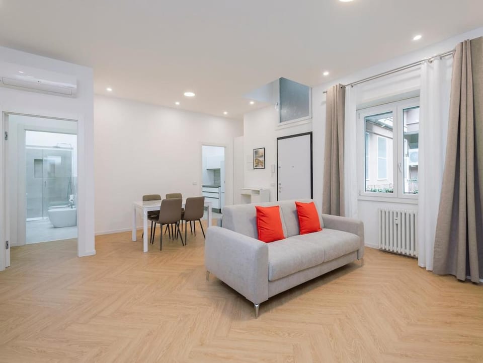 Xenia Milano - 2 room apt in Via Amadeo 14 Apartment in Milan