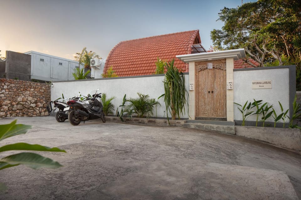 Property building, Parking