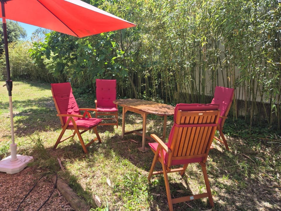 Petite maison avec jardin et piscine House in Carpentras