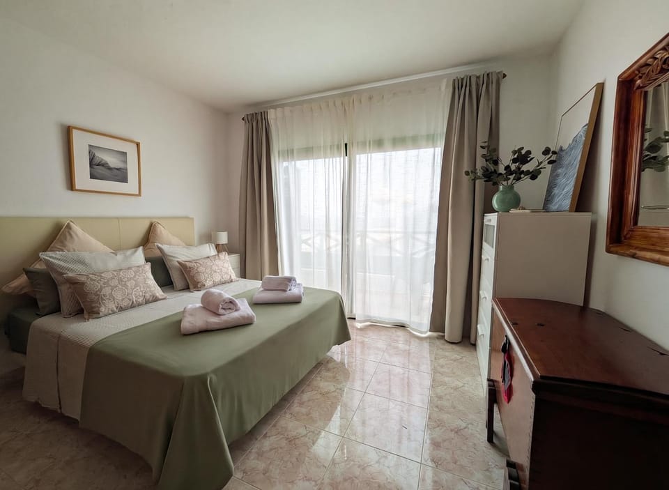 VolKKanrentals BeachFront House 4P Apartment in Isla de Lanzarote