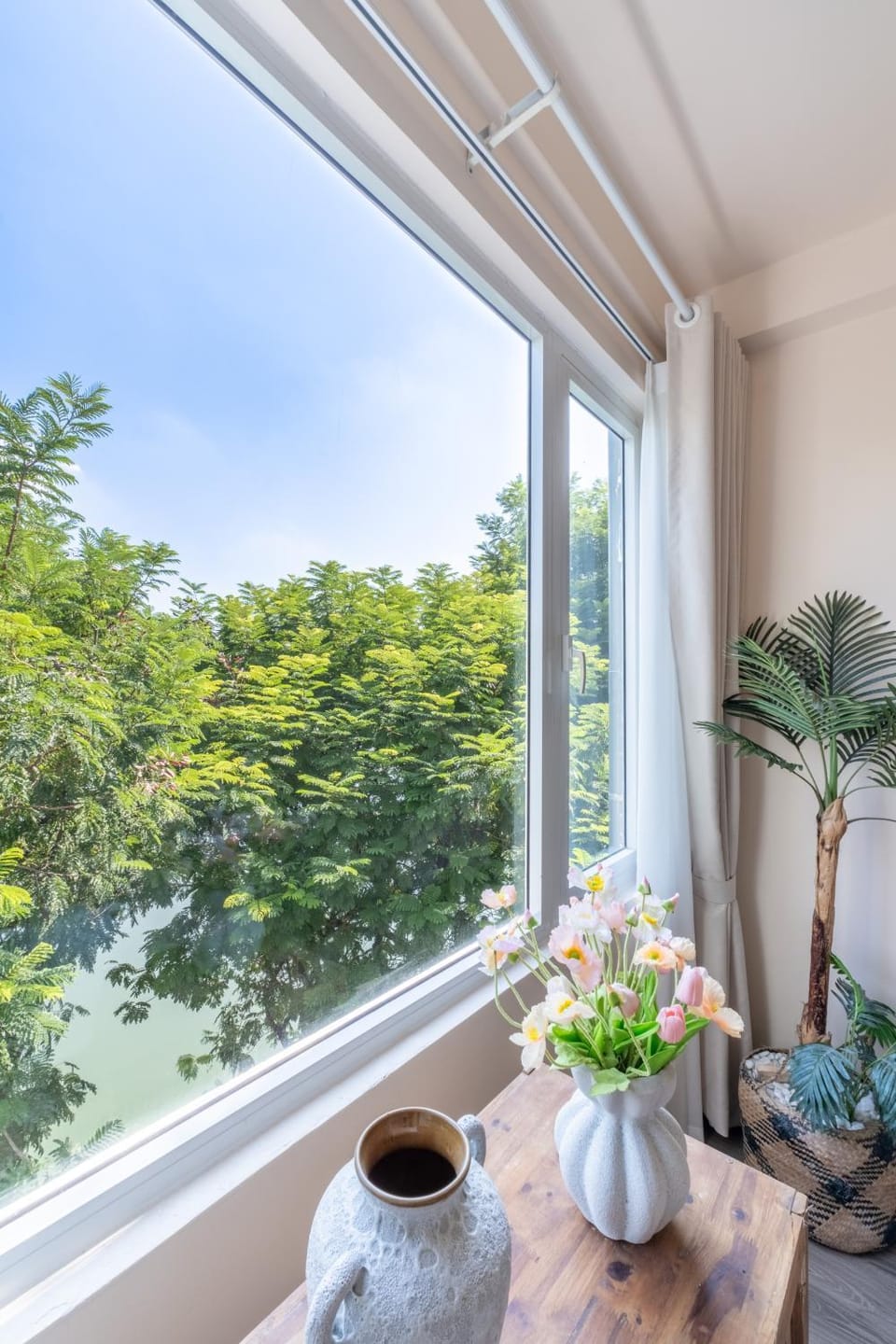 Annam Trúc Bạch Lakeview Boutique Hotel & Apartment Apartment in Hanoi