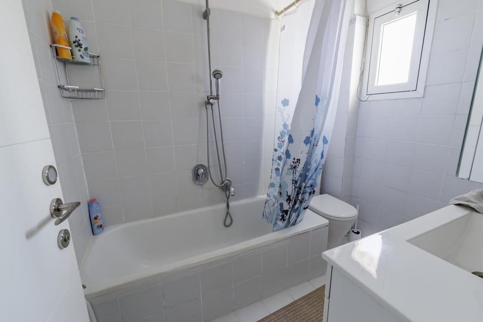 Toilet, Bathroom, Bath
