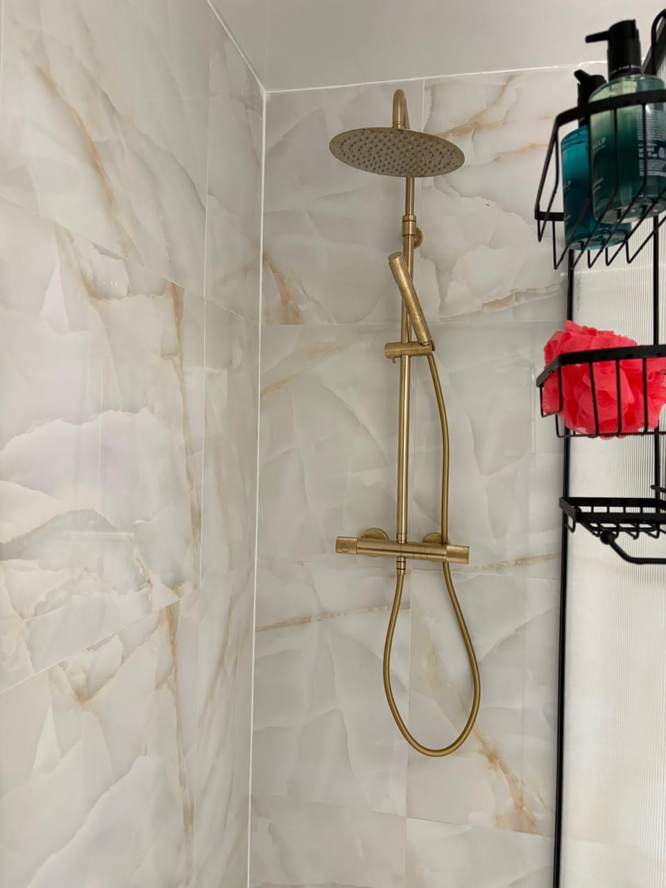 Shower, Bathroom, wardrobe