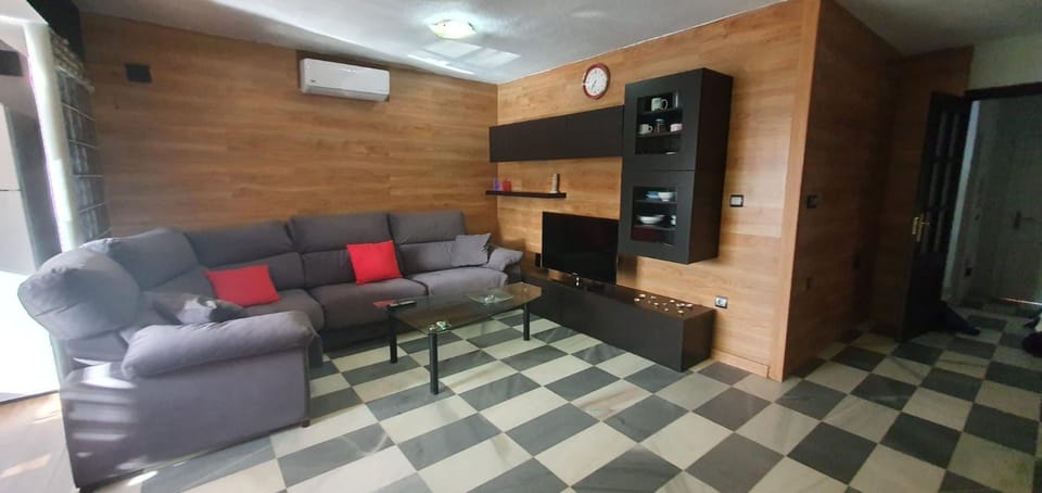 Amplio apart con aire acondicionado seis cincuenta seis ochenta tres siete siete Apartment in Costa de la Luz