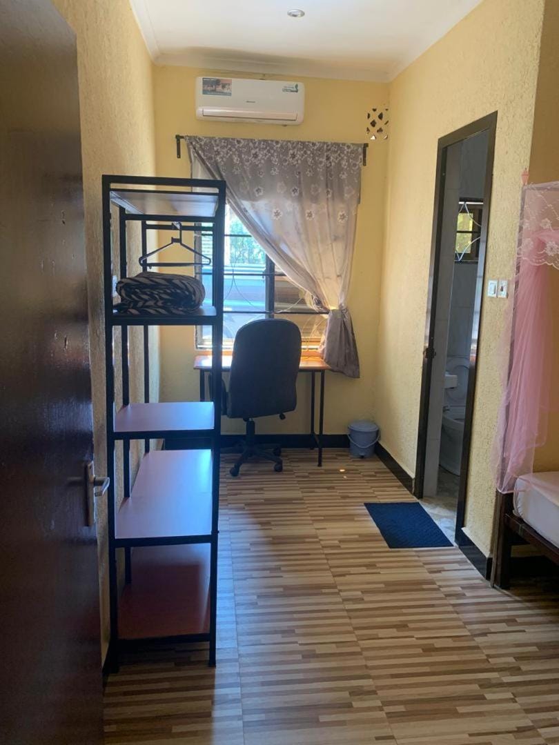 FURAVIAs AFRICA STAY Bed and Breakfast in Tanzania