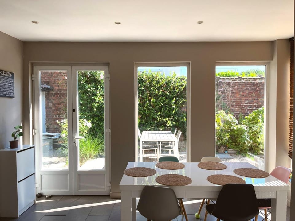 Charming Family Home with Garden! House in Hauts-de-France