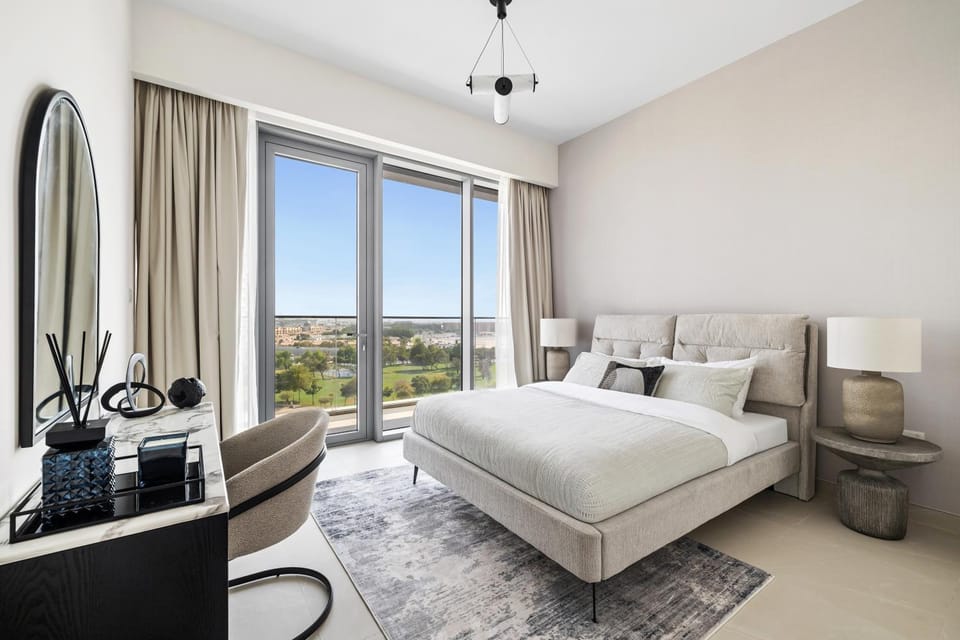 Bed, TV and multimedia, Photo of the whole room, Bedroom, hair dresser