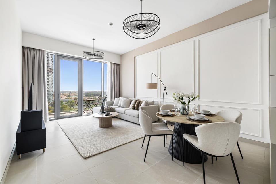 Living room, Seating area, Dining area