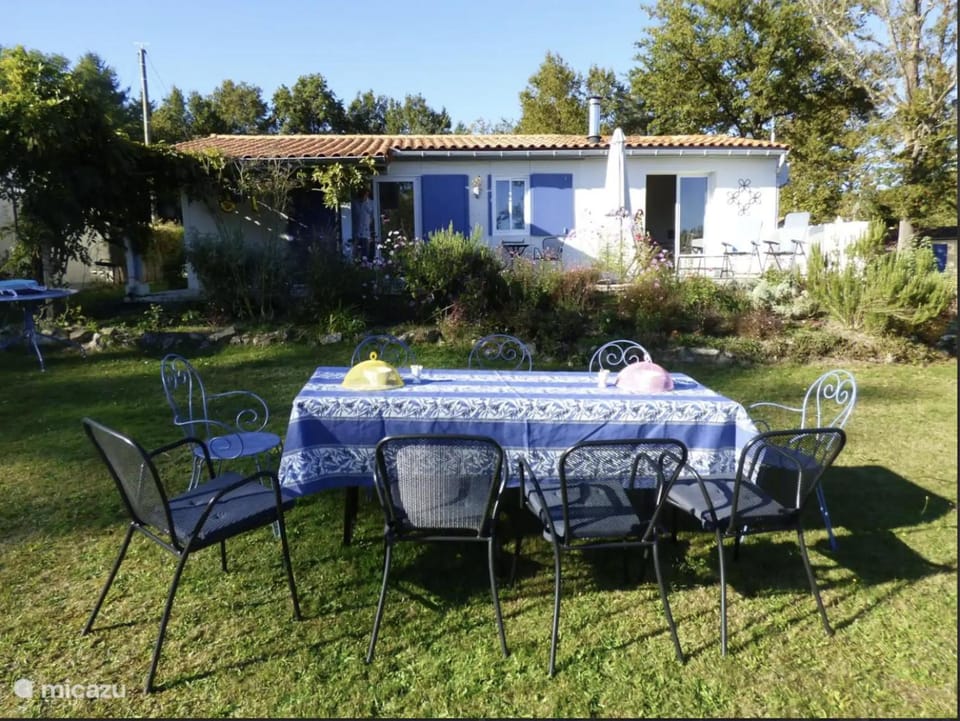 Patio, Garden