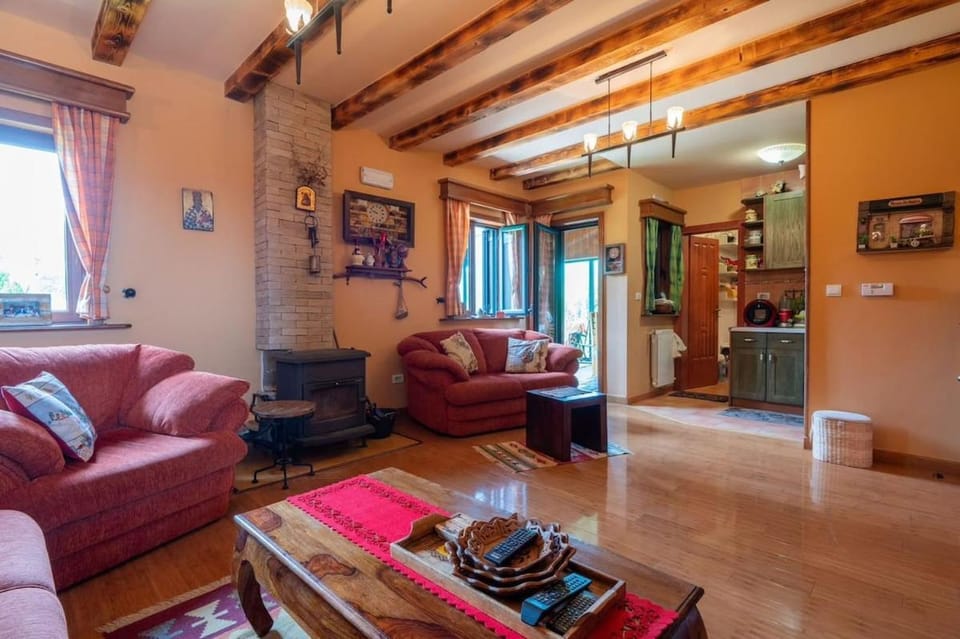 Living room, Seating area, fireplace