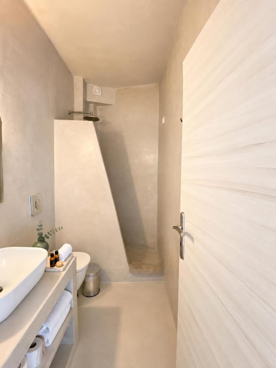 Center Spot Santorini Bed and Breakfast in Thera