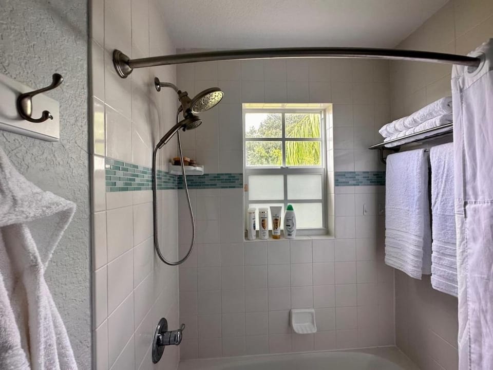 Cozy Oasis Charming 1 Bedroom Casita House in Auburndale
