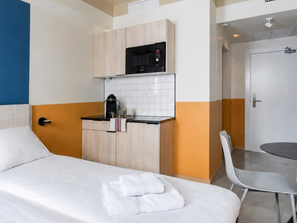 Kitchen or kitchenette, Photo of the whole room