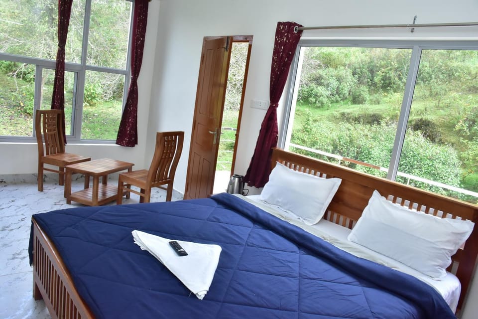 Bed, Balcony/Terrace, Bedroom, Garden view