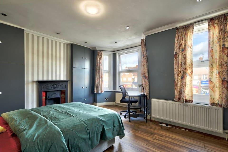 Home near Heathrow House in Uxbridge