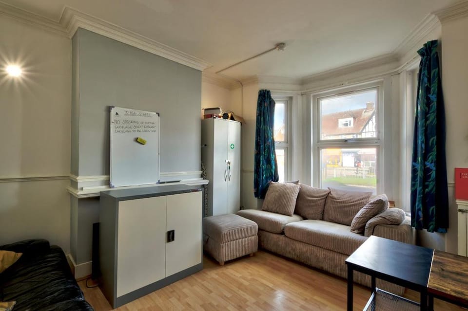 Home near Heathrow House in Uxbridge