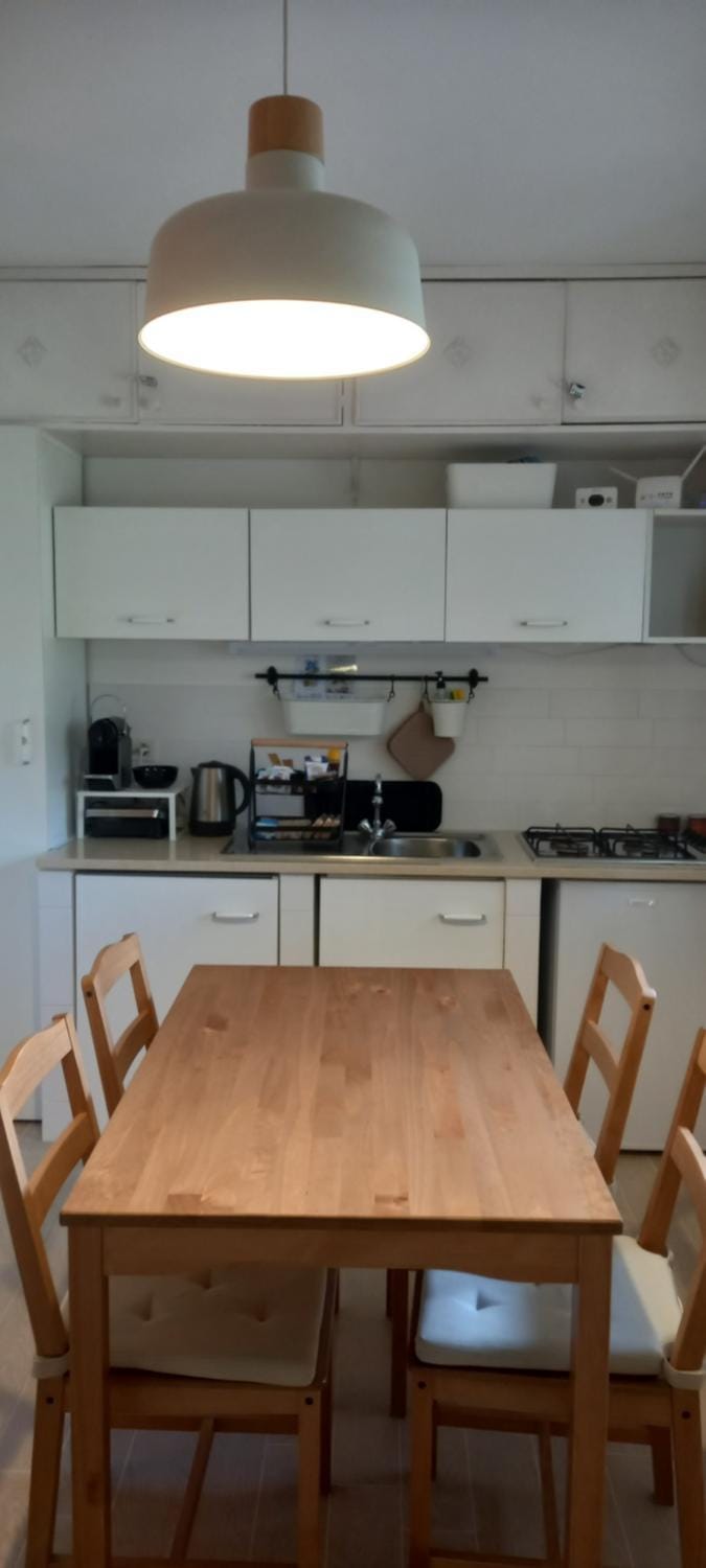 Kitchen or kitchenette, Dining area, pet friendly, stove