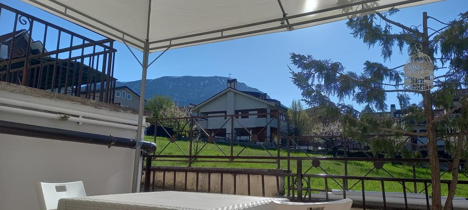 Property building, Patio, Spring, Day, Natural landscape, Garden, View (from property/room), Balcony/Terrace, Balcony/Terrace, Garden view, Mountain view