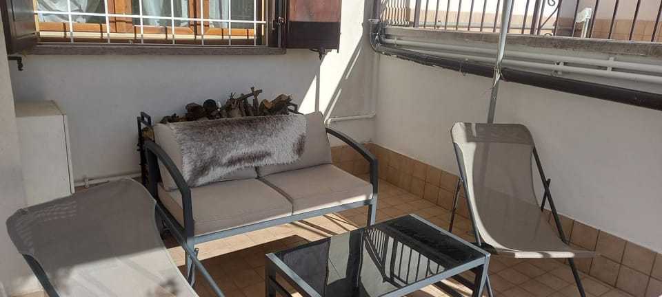 Balcony/Terrace, Living room, Seating area