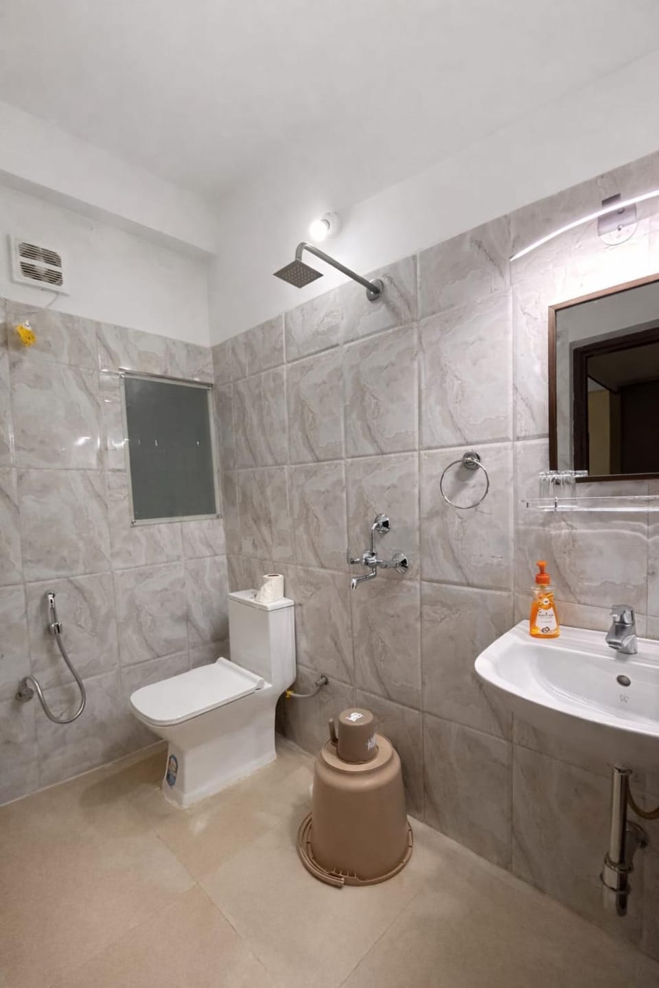 Woods and Hills Staylite Apartment in West Bengal