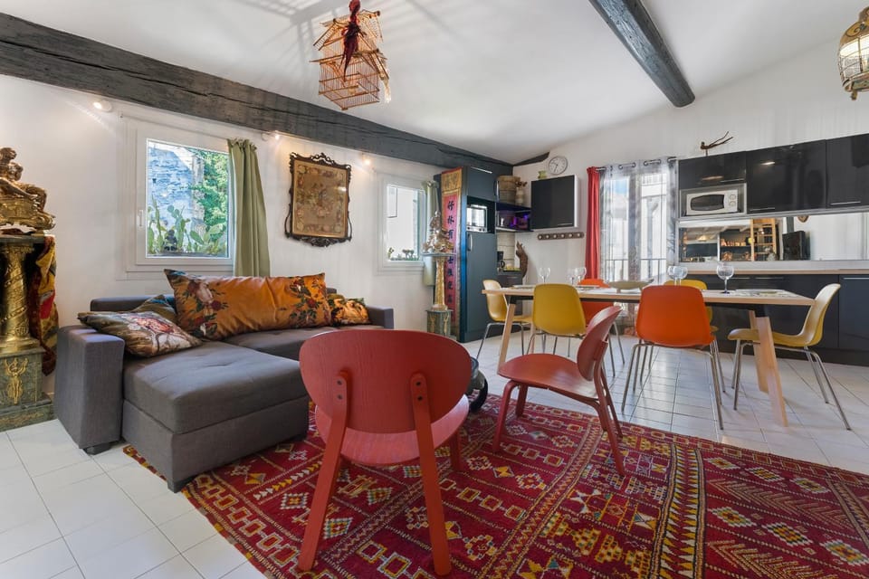 Property building, Living room