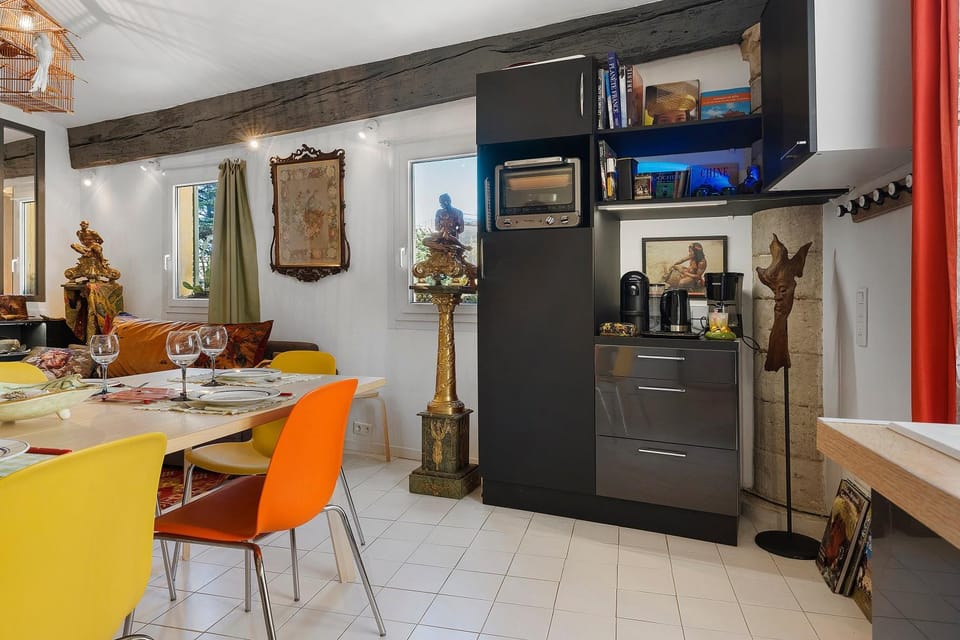 Property building, Living room