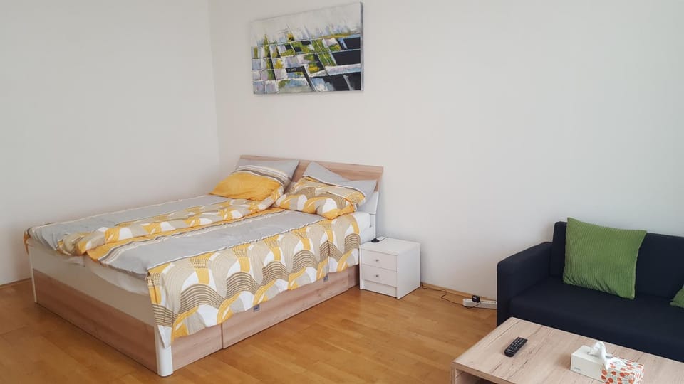 Living room, Bedroom