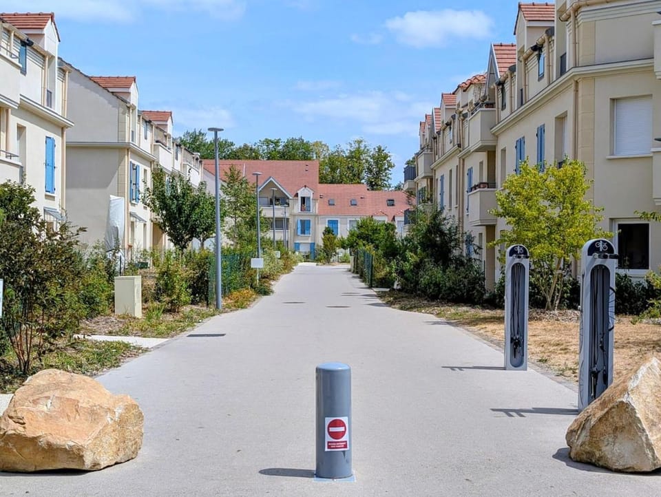 L'Adresse de Bussy, calme et chic - RER, Disney, Golf Apartment in Bussy-Saint-Georges