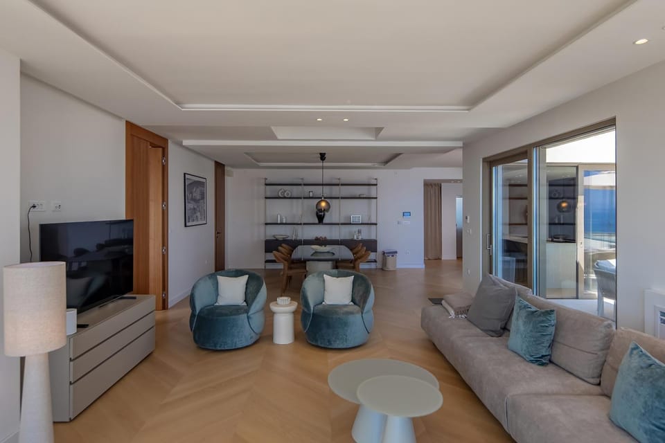 TV and multimedia, Living room, Seating area