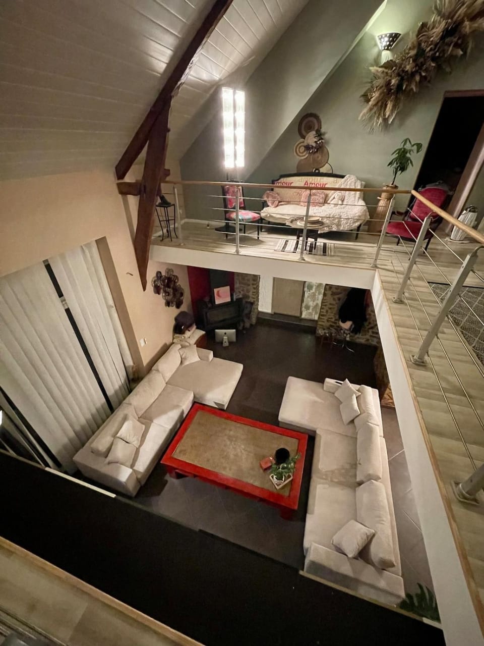 La lourousienne House in Auvergne-Rhône-Alpes