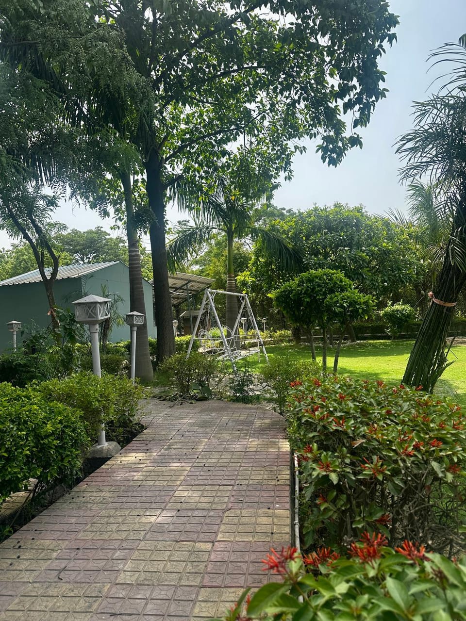 Osr Living Farm Villa in Noida