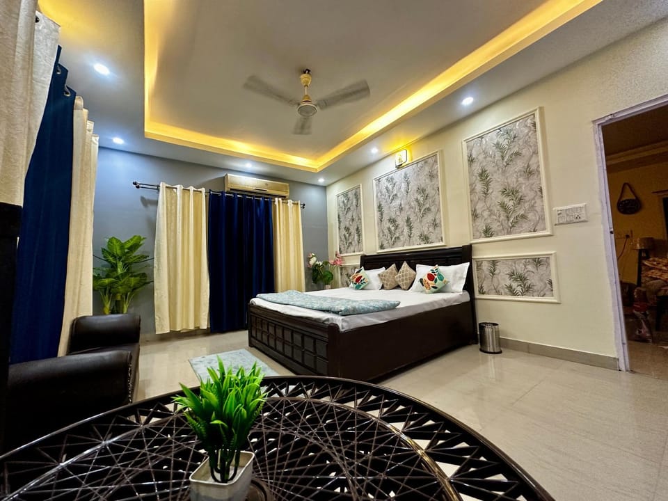 Osr Living Farm Villa in Noida