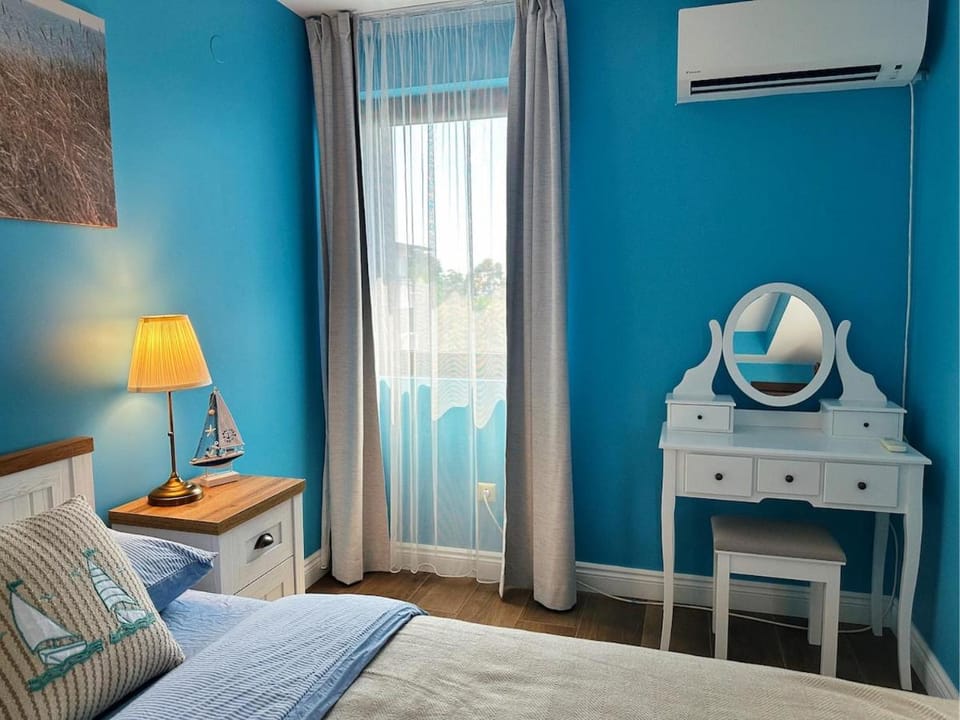 Studio 5 - Sun Terrace Studio in Varna Center Apartment in Varna