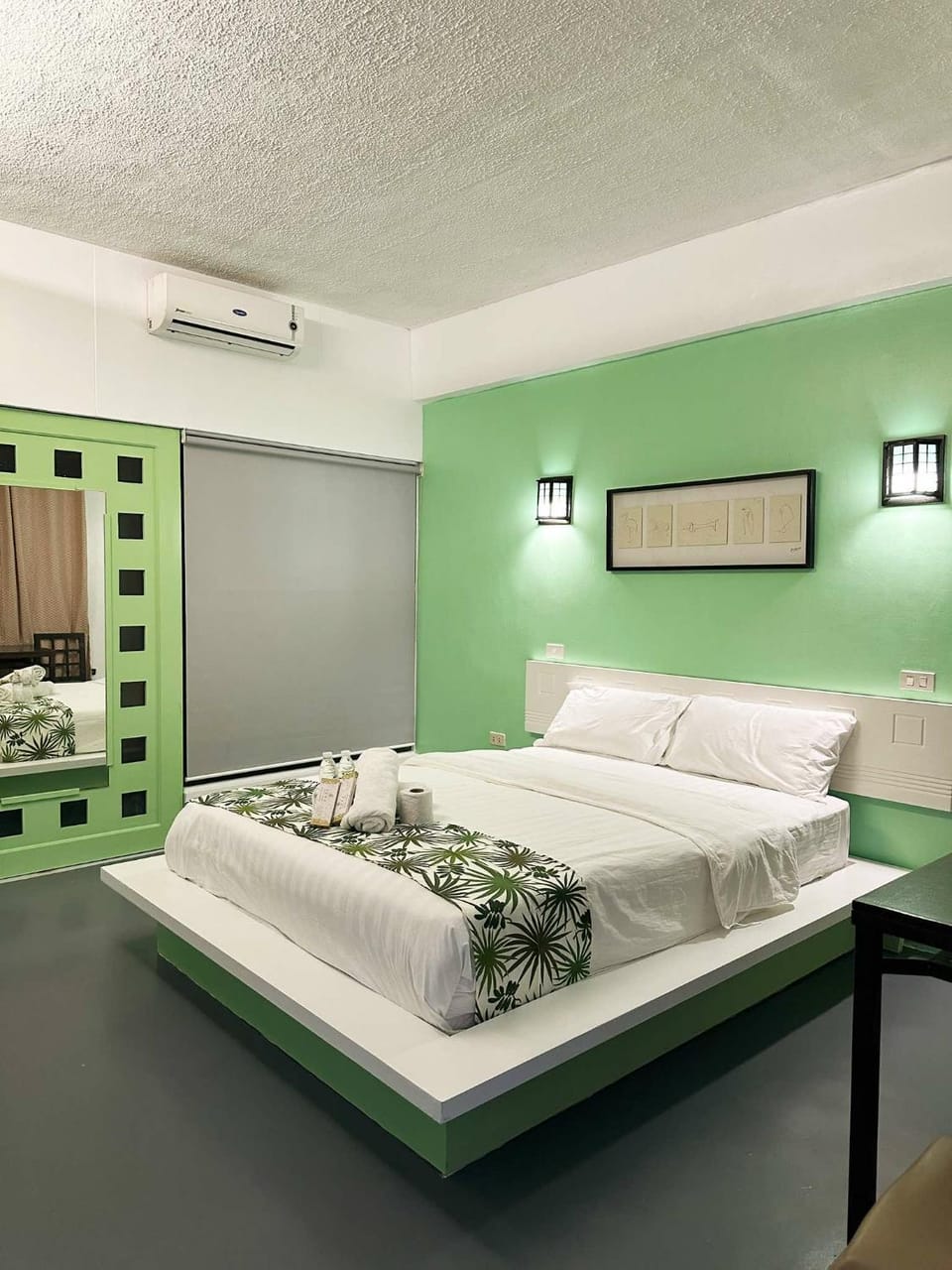 At The Pad Hotel & Villa's Hotel in Angeles