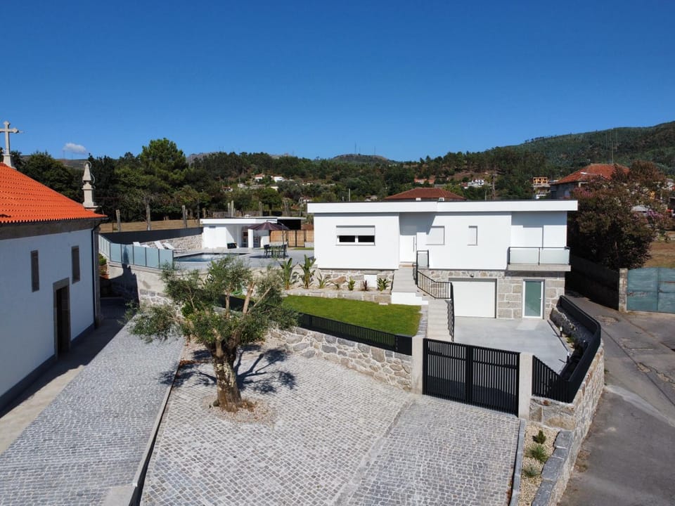 Refúgio de Santa Luzia House in Viana do Castelo District, Portugal