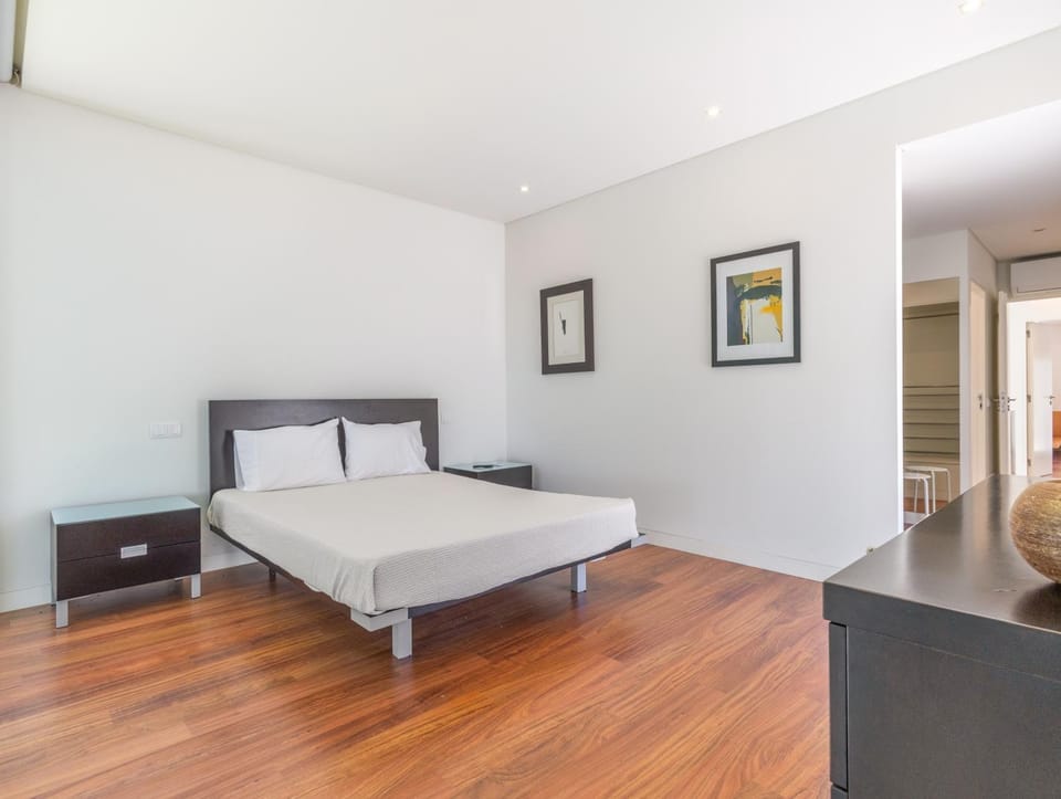 Living room, Bedroom