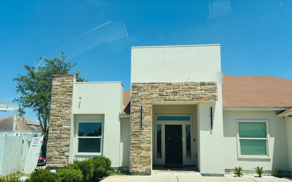 Luxury Home in Mission House in Mission