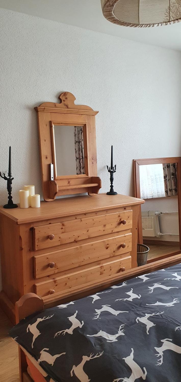 4 Zi Familienwohnung Haus Ravaisch 24 im 2ten OG Davos Dorf Apartment in Davos