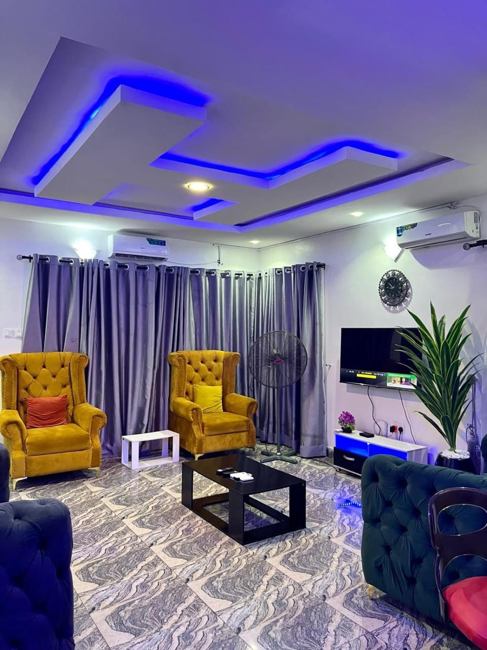 3 Bedroom apartment 5 mins to MMIA airport Apartment in Lagos