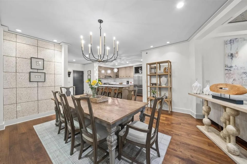 Refined 3BR Beach Retreat Apartment in Rosemary Beach