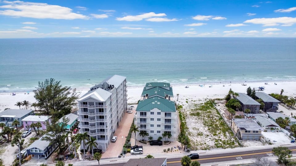 Luxury Beach Front at Fairwinds 402 House in Indian Shores